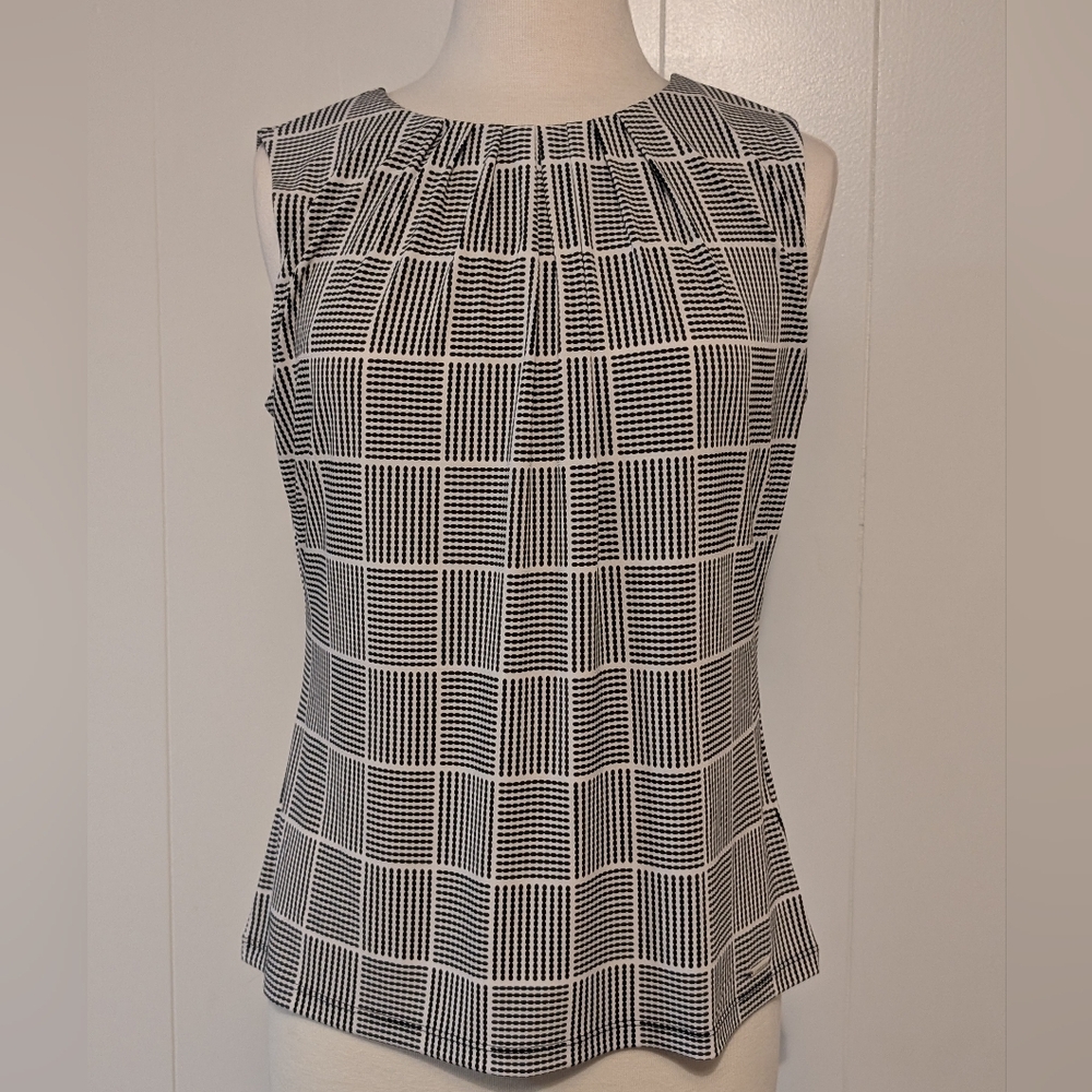 Calvin Klein Medium Gray And White Geometric‎ Print Blouse Excellent Condition